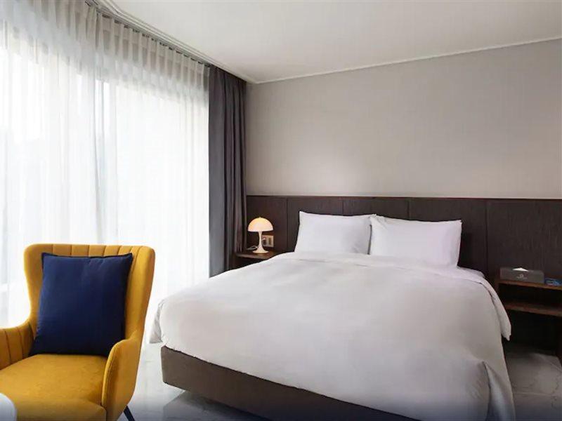 Busan Yeongmu Parade Hotel Haeundae Beach Exterior photo