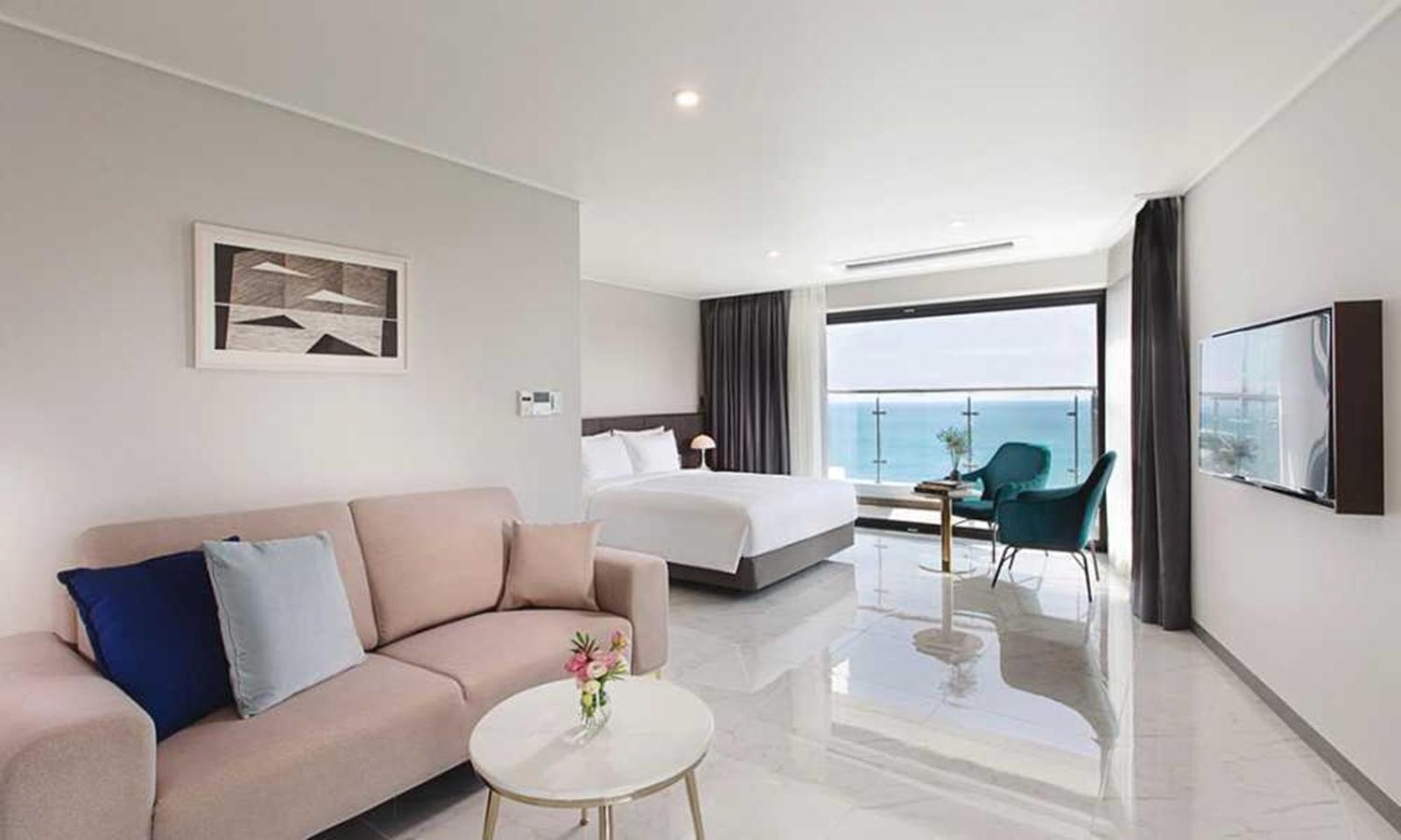 Busan Yeongmu Parade Hotel Haeundae Beach Exterior photo